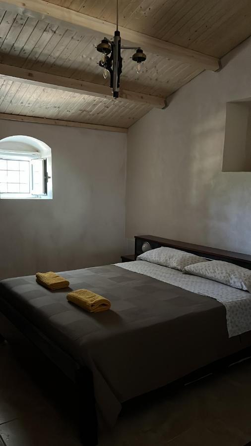 끼아라몬떼굴피 Casa Di Mirto B&B 외부 사진