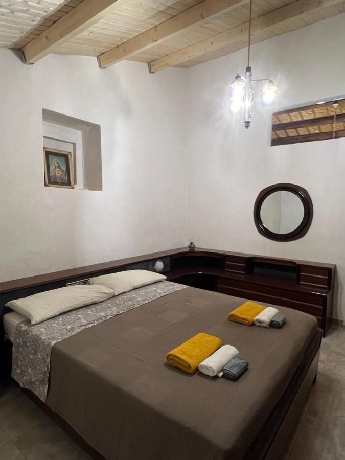 끼아라몬떼굴피 Casa Di Mirto B&B 외부 사진